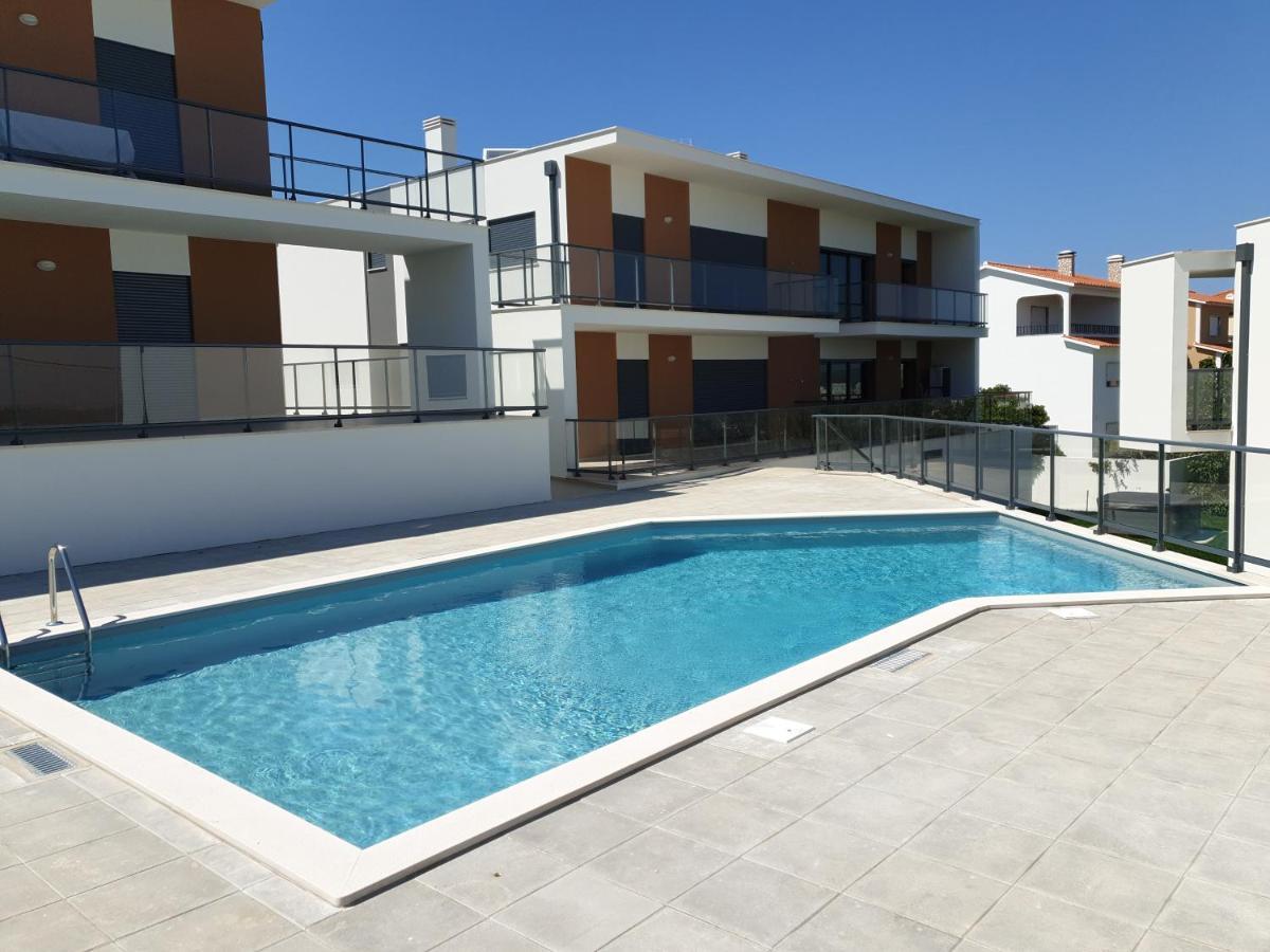Na Baia Apartment Salir de Porto Exterior photo